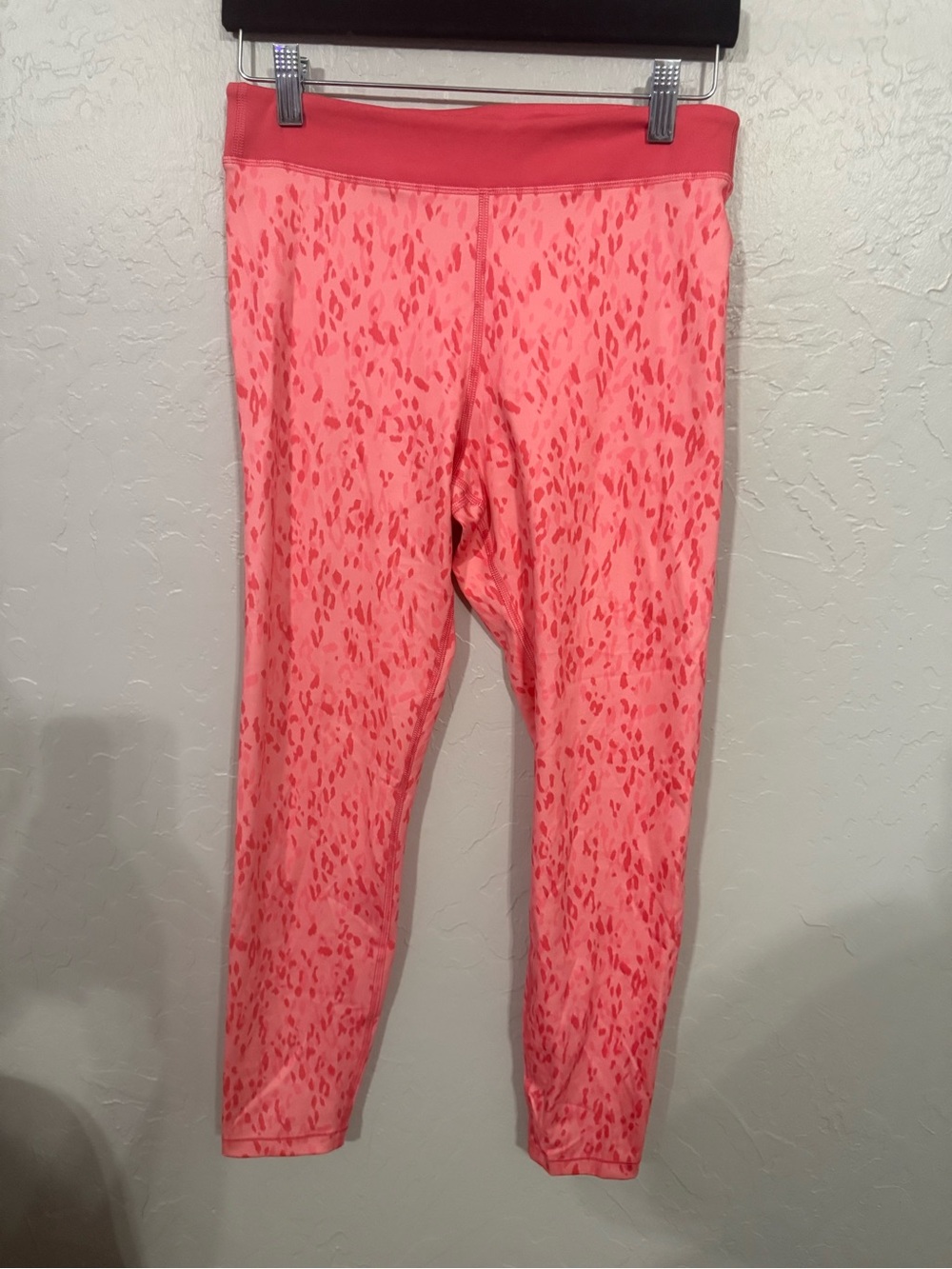 Women's Coral Pink Printed Leggings - Stretch Activewear